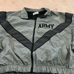 U.S.Army PT jacket size small no tags